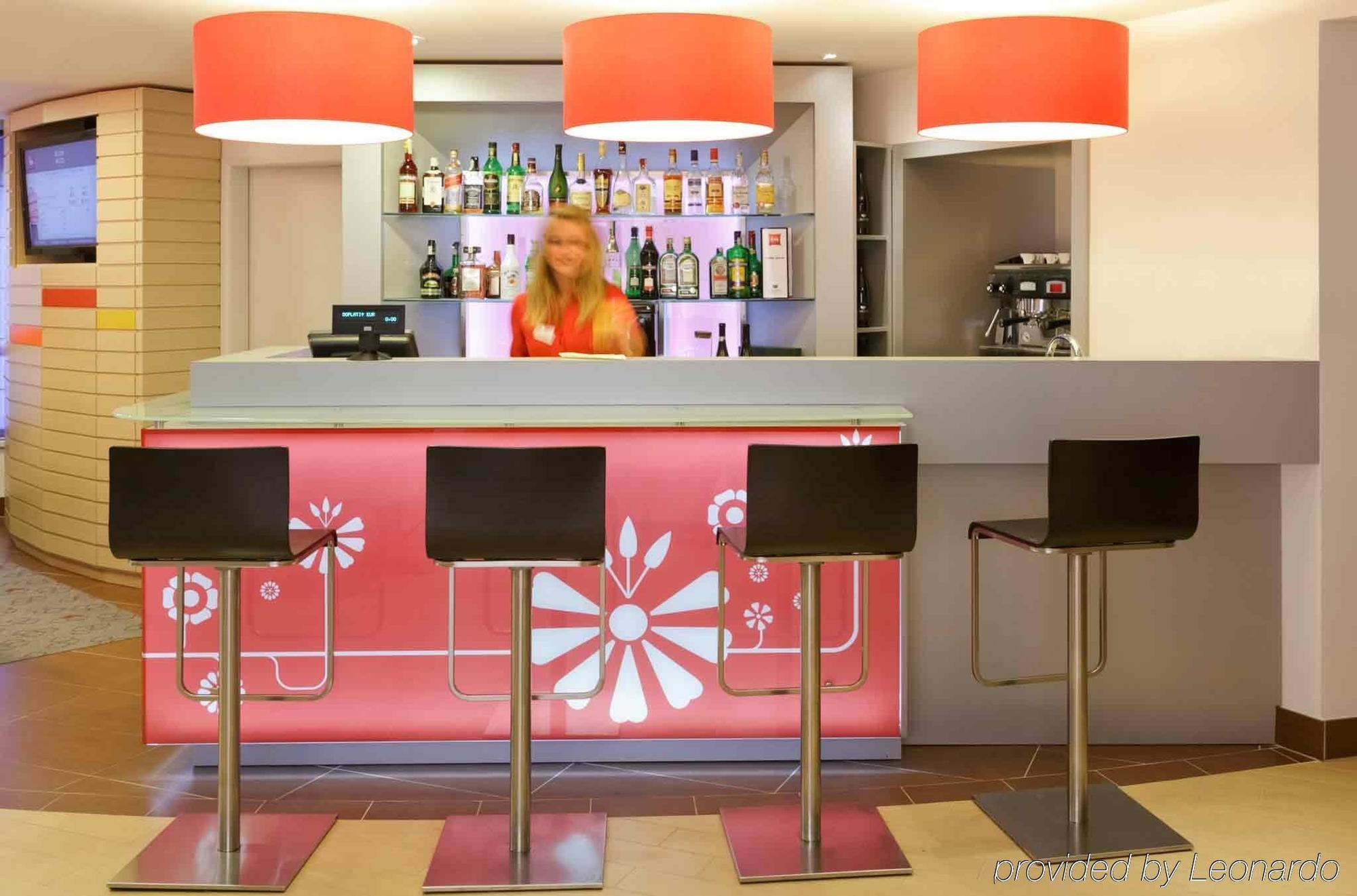Ibis Bratislava Centrum Ngoại thất bức ảnh